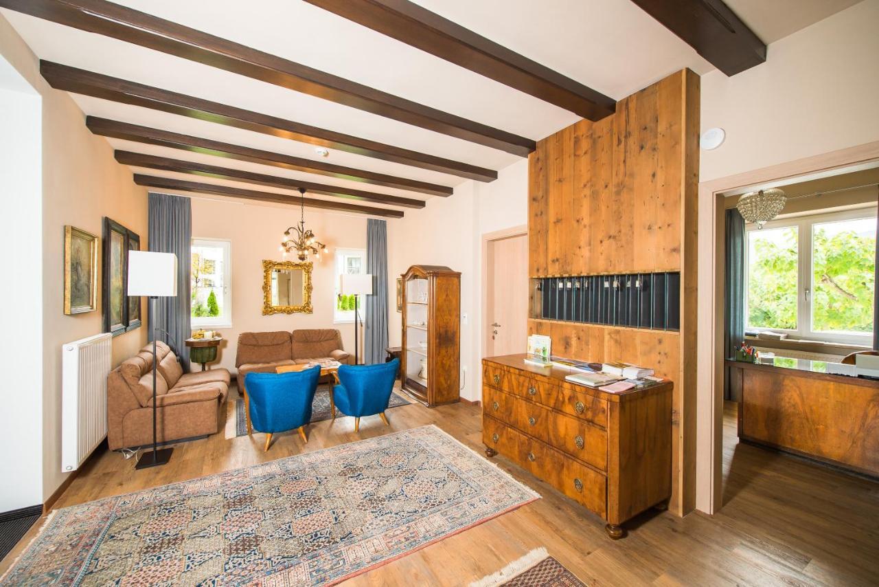 Seeberg Garni Hotel Caldaro Buitenkant foto